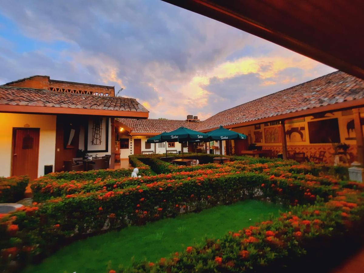 Hotel La Posada Del Doctor Leon Exterior photo